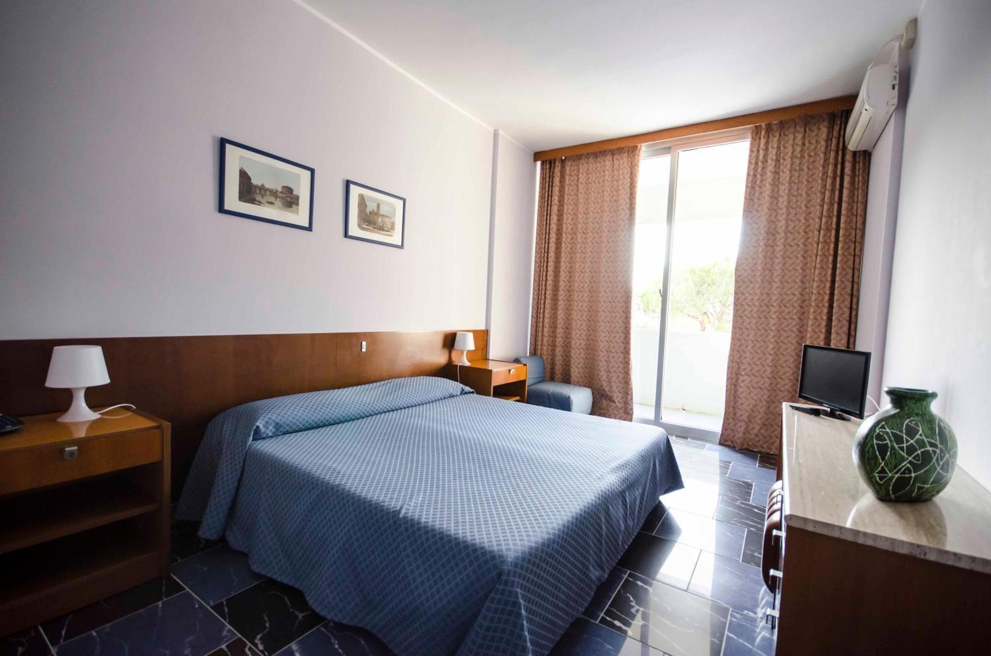 Grand Hotel Helios Tarquinia Bilik gambar