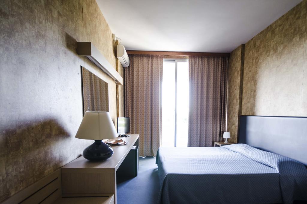 Grand Hotel Helios Tarquinia Luaran gambar